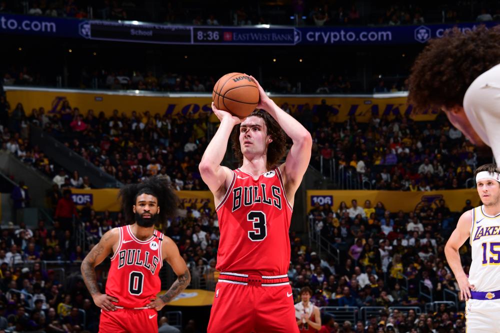 NBA球员交易动态及球队影响